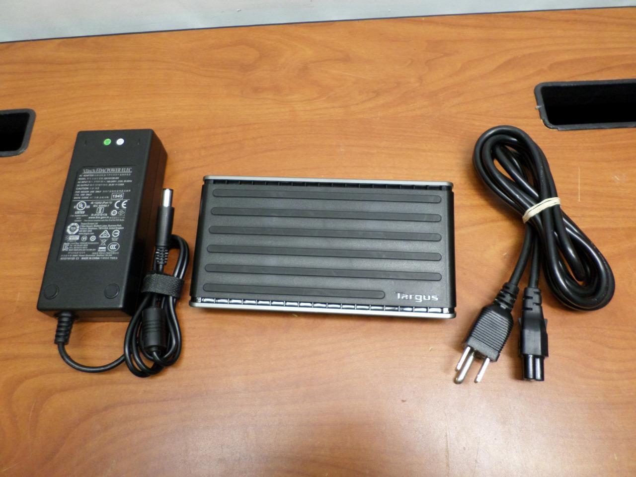Targus USB-C Universal DV4K Docking Station w/Power to charge (DOCK180USZ-52)