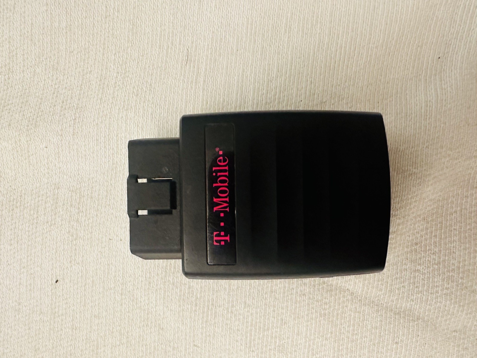 T-Mobile Z6200 Wi-Fi Hotspot Modem Wireless 802.11b/n Black Car Auxiliary SIM