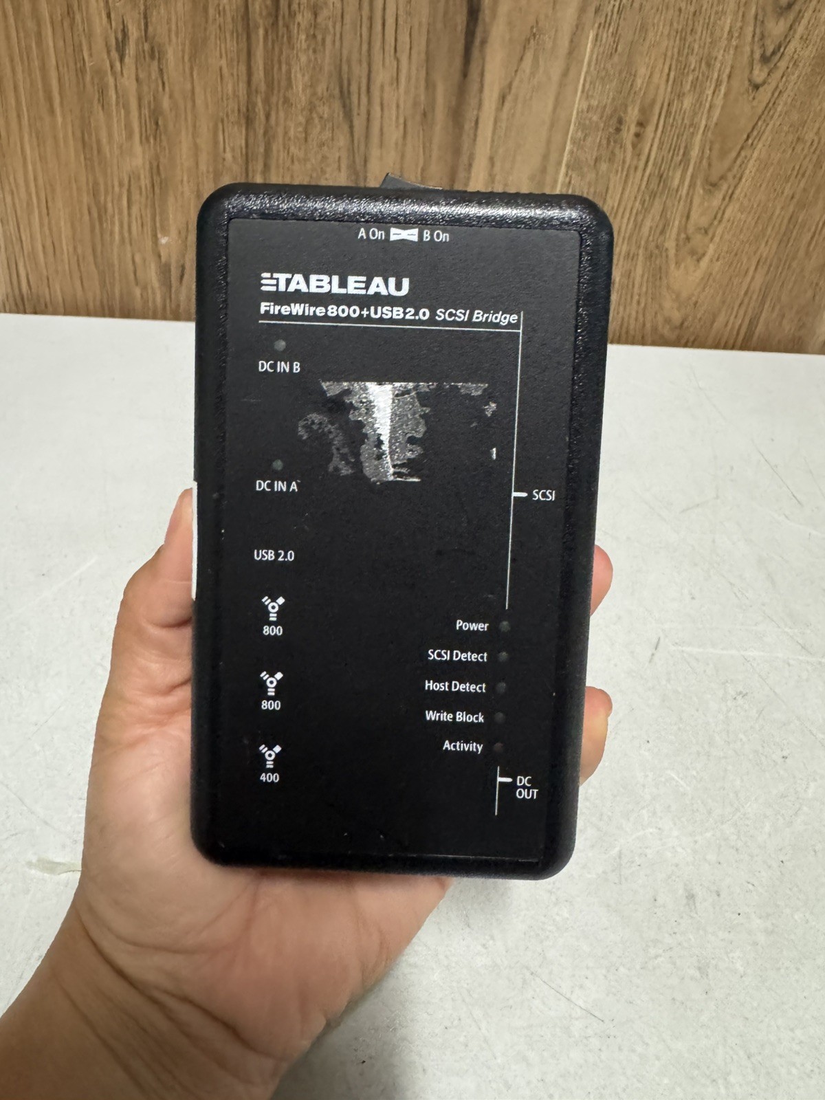 Tableau T4 Forensic UltraBlock SCSI Bridge FireWire 800 USB 2.0 Model T4