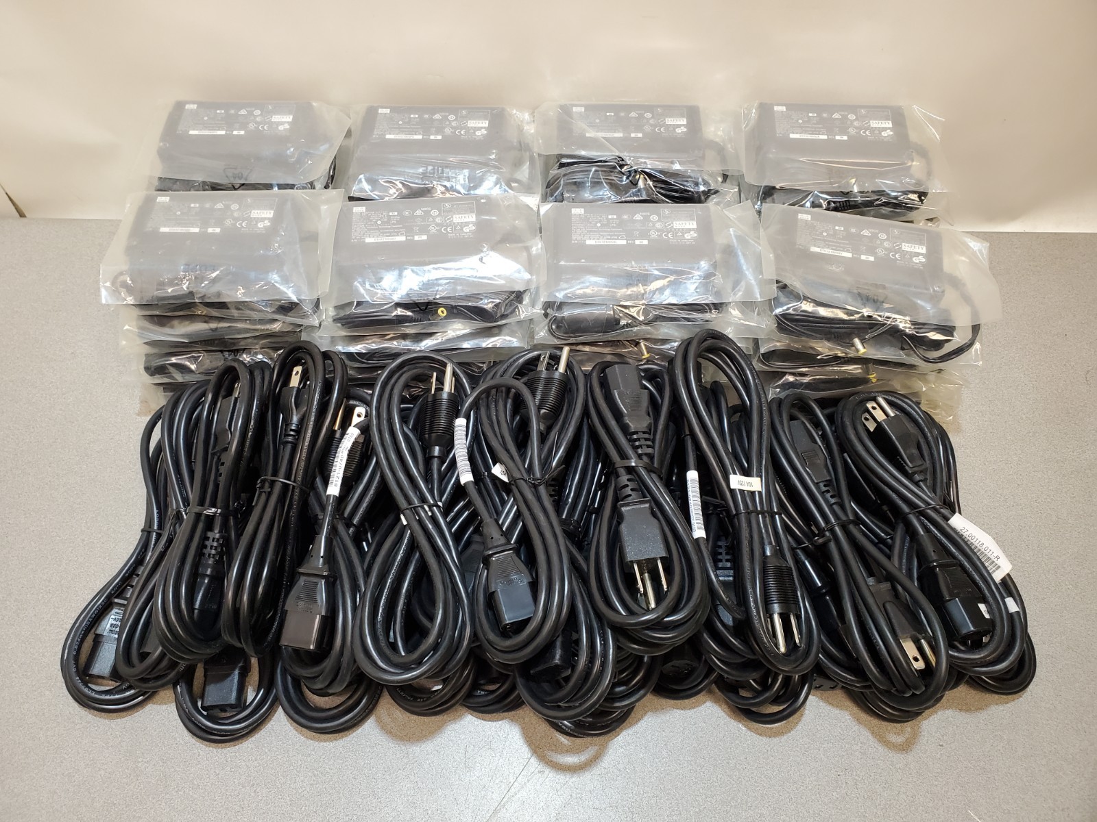 Lot of 32 Cisco EADP-18FB B 48V 0.38A Power AC Adapters 34-1977-04 34-1977-05