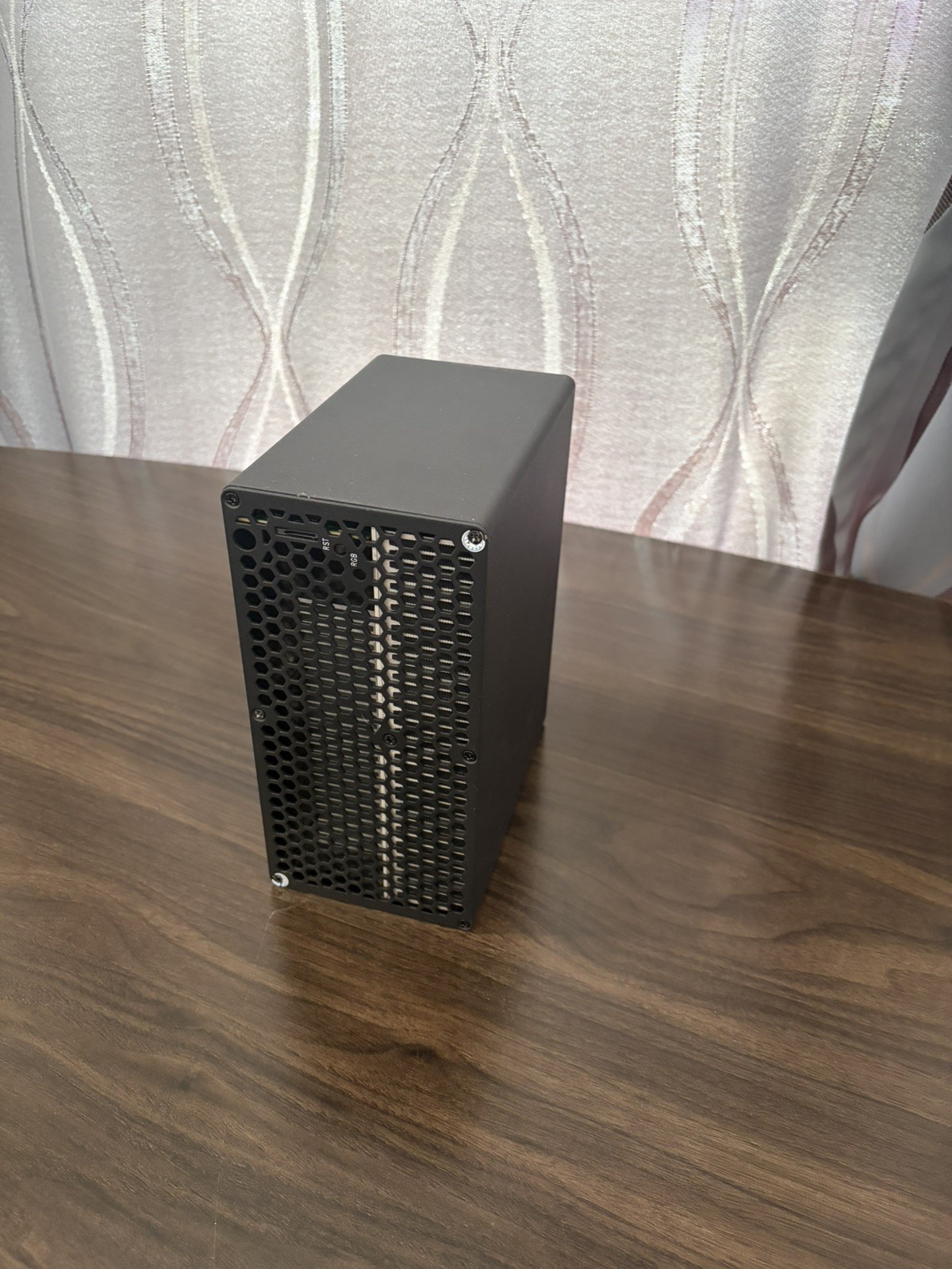 Goldshell Mini Doge ii (Ethernet Only) - As Is/Parts