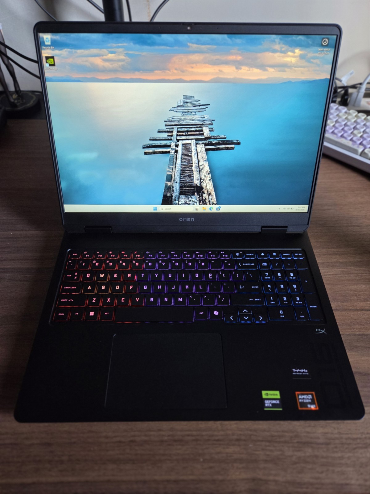 HP OMEN - 16" 2K 144hz Gaming Laptop - AMD Ryzen 9 8940HX 32GB DDR5 RTX 5060 1TB