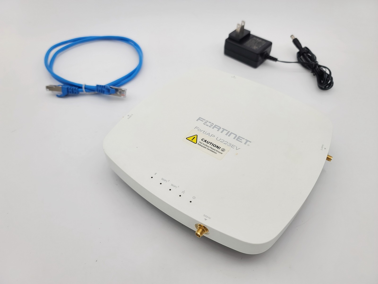 FORTINET FORTIAP 223E INDOOR WIRELESS ACCESS POINT W DUAL RADIO & 802.11AC WAVE