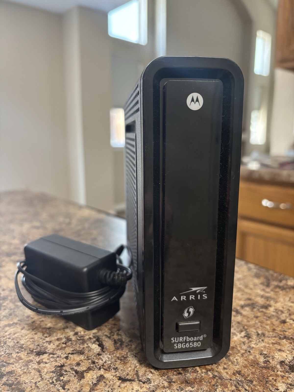 Motorola SBG6580 SURFboard 343 Mbps 4 Port Gigabit Wireless Cable Modem - Black