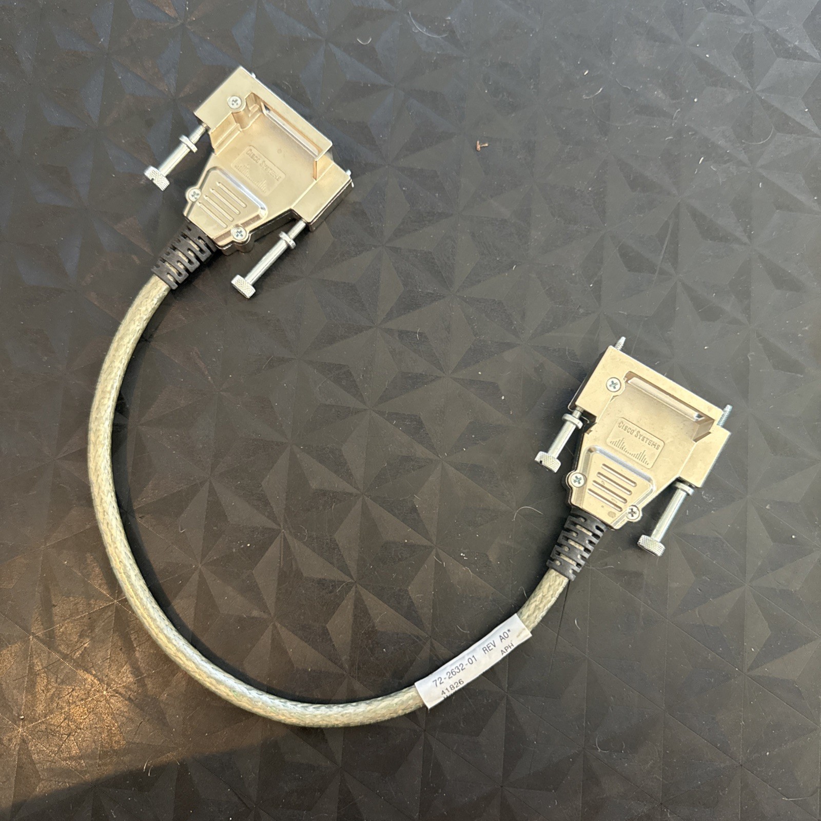 CISCO 72-2632-01 REV A0/B0 41826 APH STACKING CABLE 20" LONG