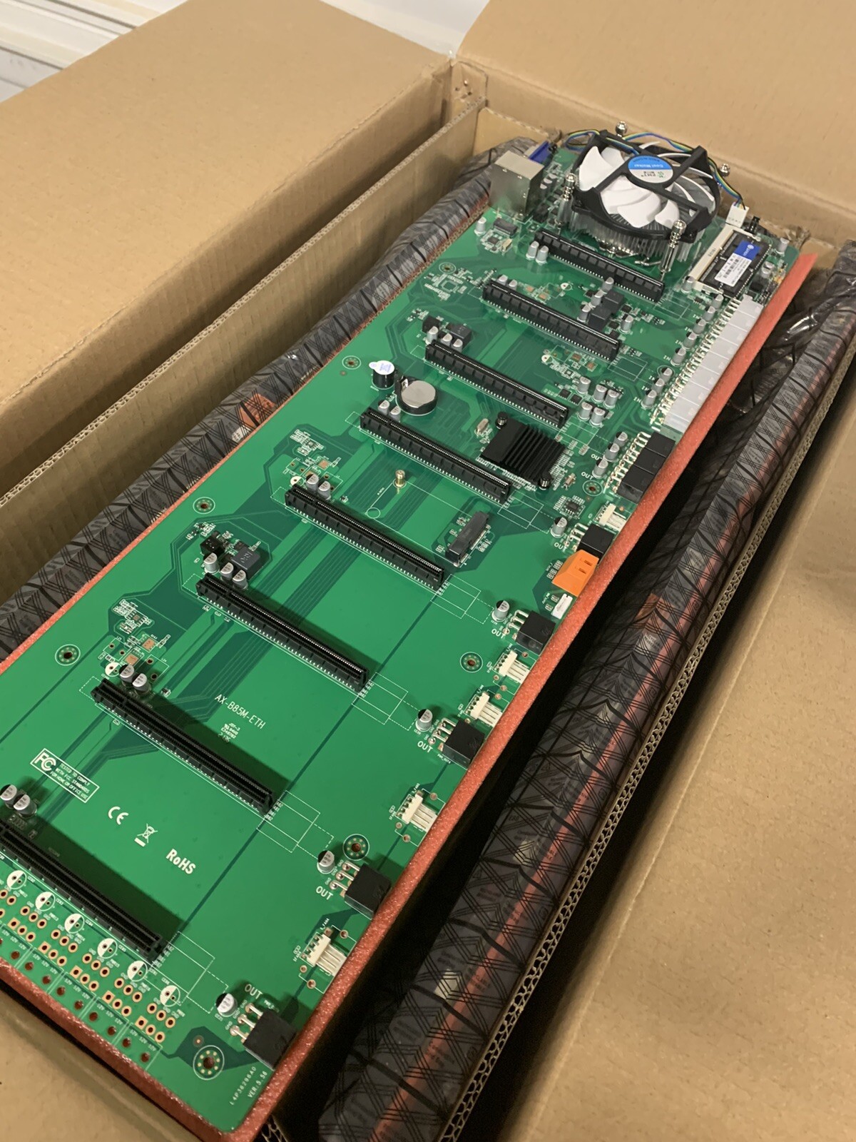 8 GPU Riser-less Crypto Mining Motherboard + CPU + RAM - ETH BTC RVN -New ✈️✈️