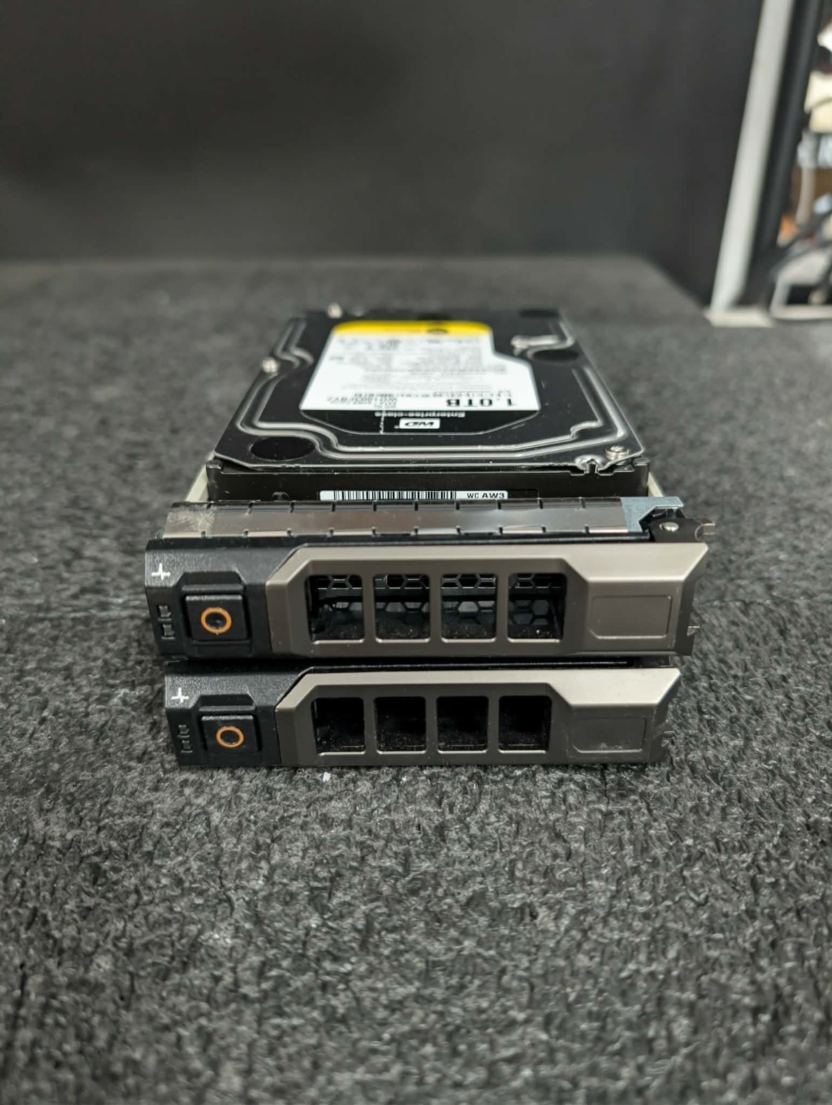 Lot of 2 WD WD1003FBYZ-010FB0 1TB 7.2K RPM 64MB Cache 6Gb/s SATA 3.5" HDD
