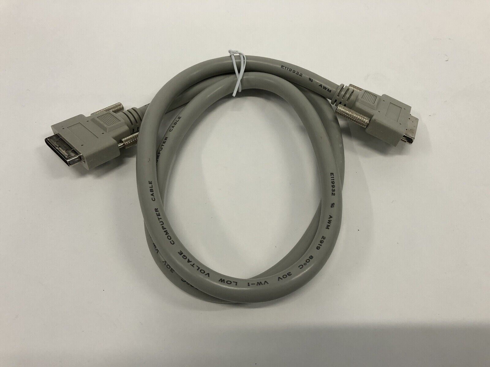 Comsol 1m VHDCI 68-Pin Male to Male SCSI Cable 0.8mm Offset VHD68M SCI-U68MM-01