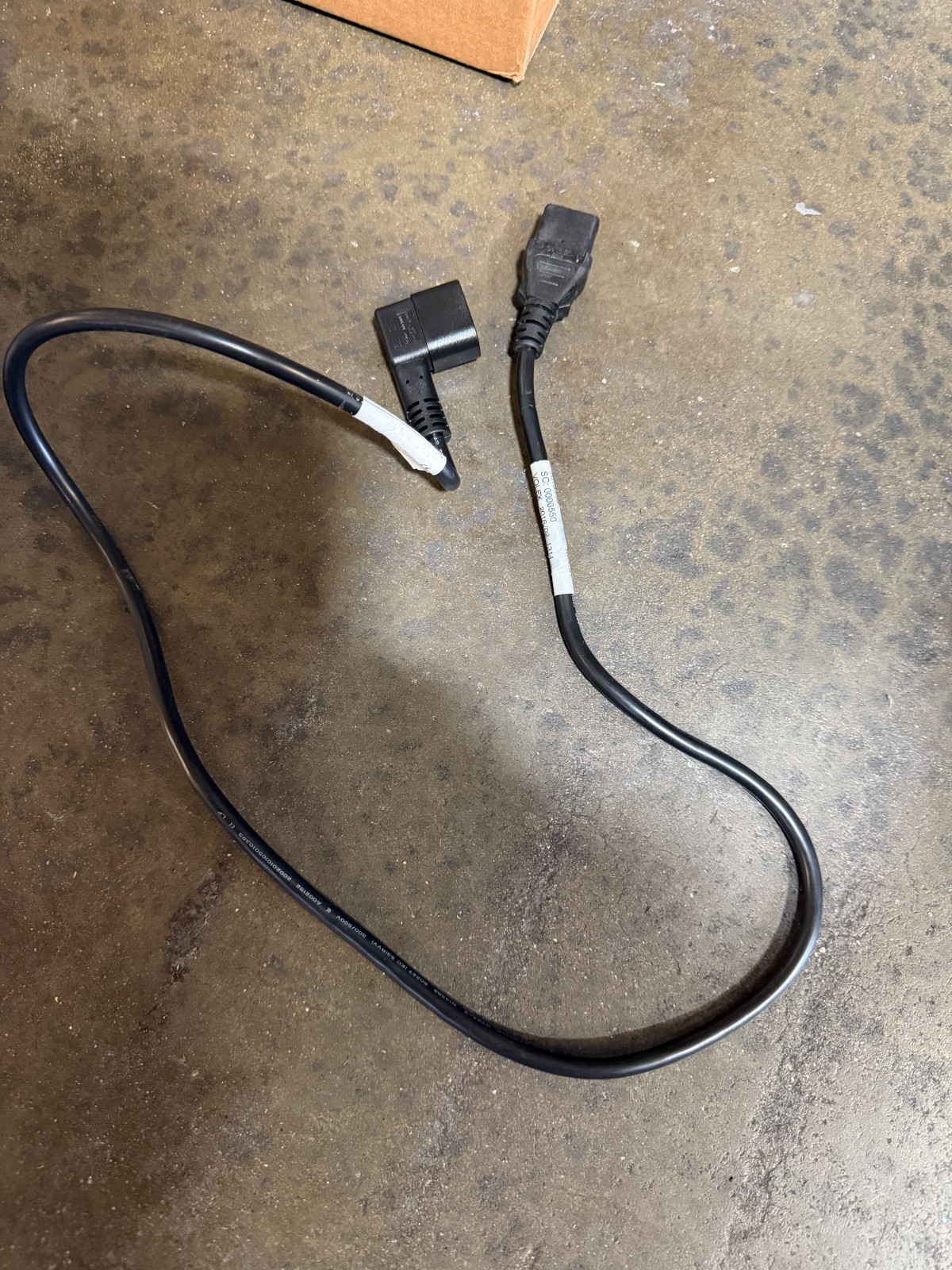 18pcs Oracle/Sun  10A/250V 90° IEC 320 Sheet E 3' Power Cable PN 7015399