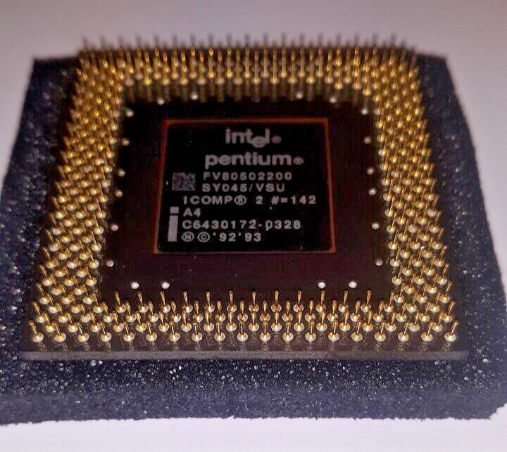 NEW Intel Pentium 200Mhz SY045 SU114 FV80502200 i200 66Mhz  NOS