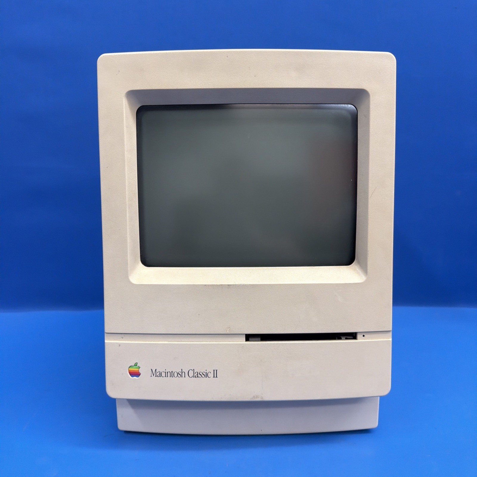 Vintage Apple Macintosh Classic II M4150 1991 Computer AS-IS Parts Repair