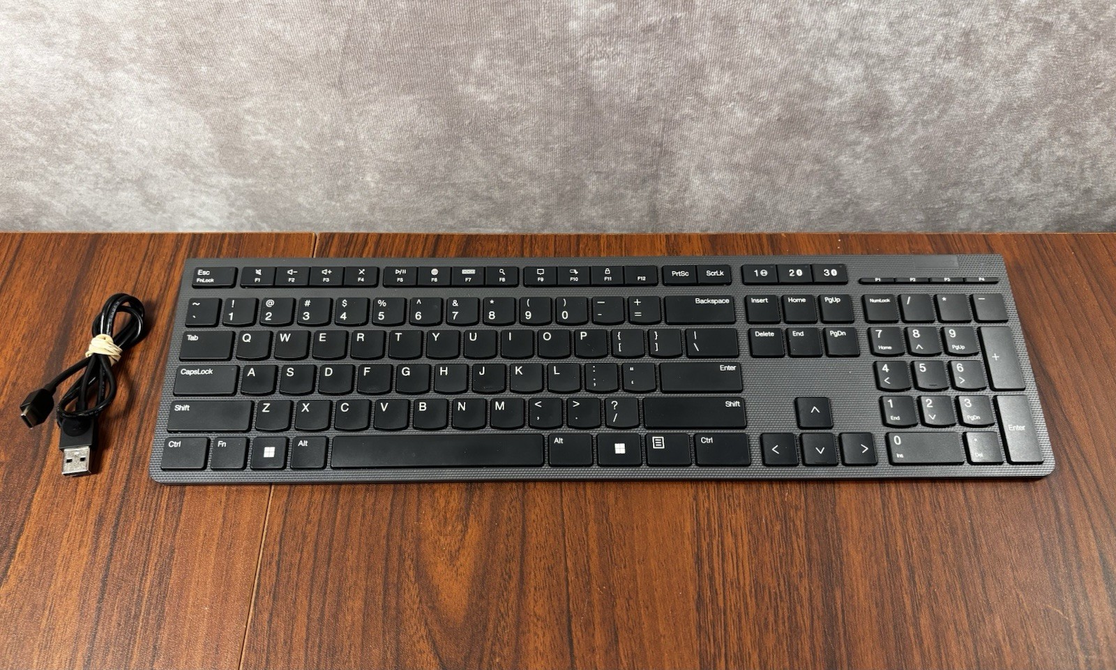 Lenovo Professional Wireless Rechargeable Keyboard KBBTE571 Bluetooth USB-C Used