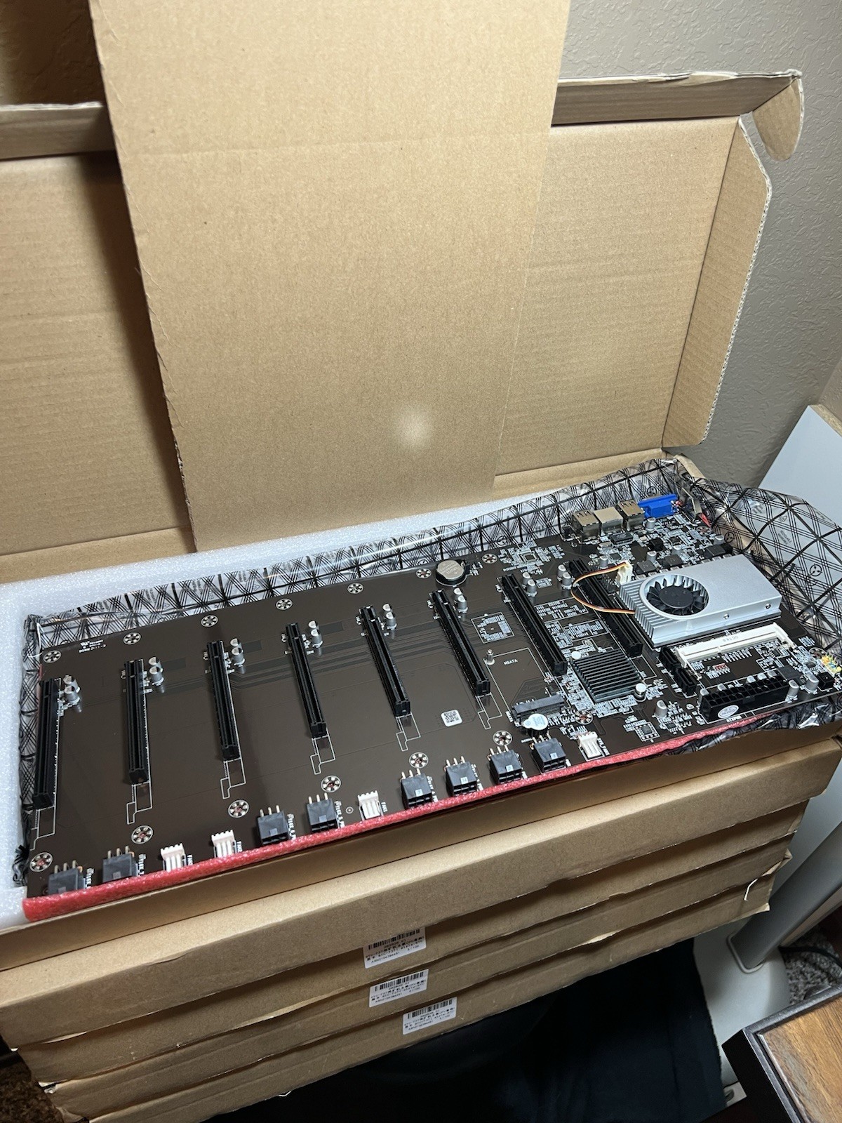 BTC-T37 V1.1 8 GPU Mining Motherboard CPU Crypto Mining Rig NEW