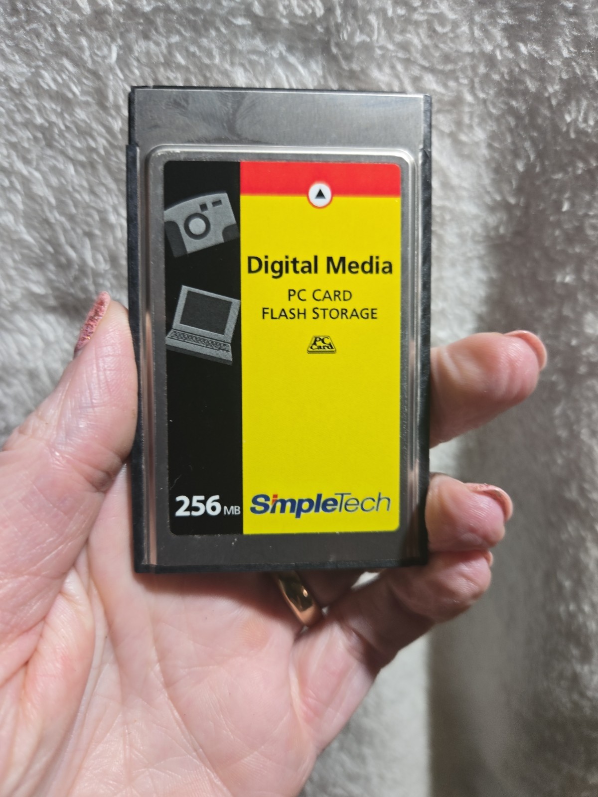 Simpletech Digital Media PC Card Flash Card Storage 256 MB STI- ATAFL 