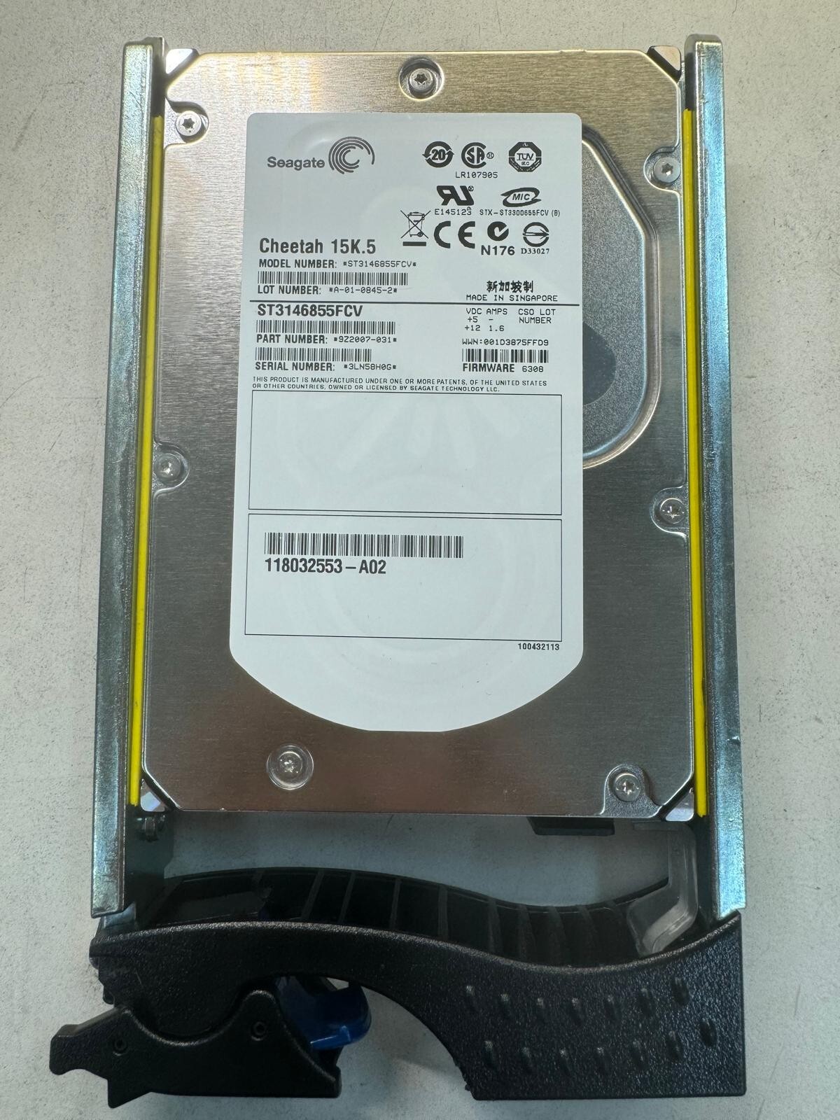 EMC 005048730 146GB 15K RPM 16MB 4 Gb/s Fibre channel 3.5" HDD