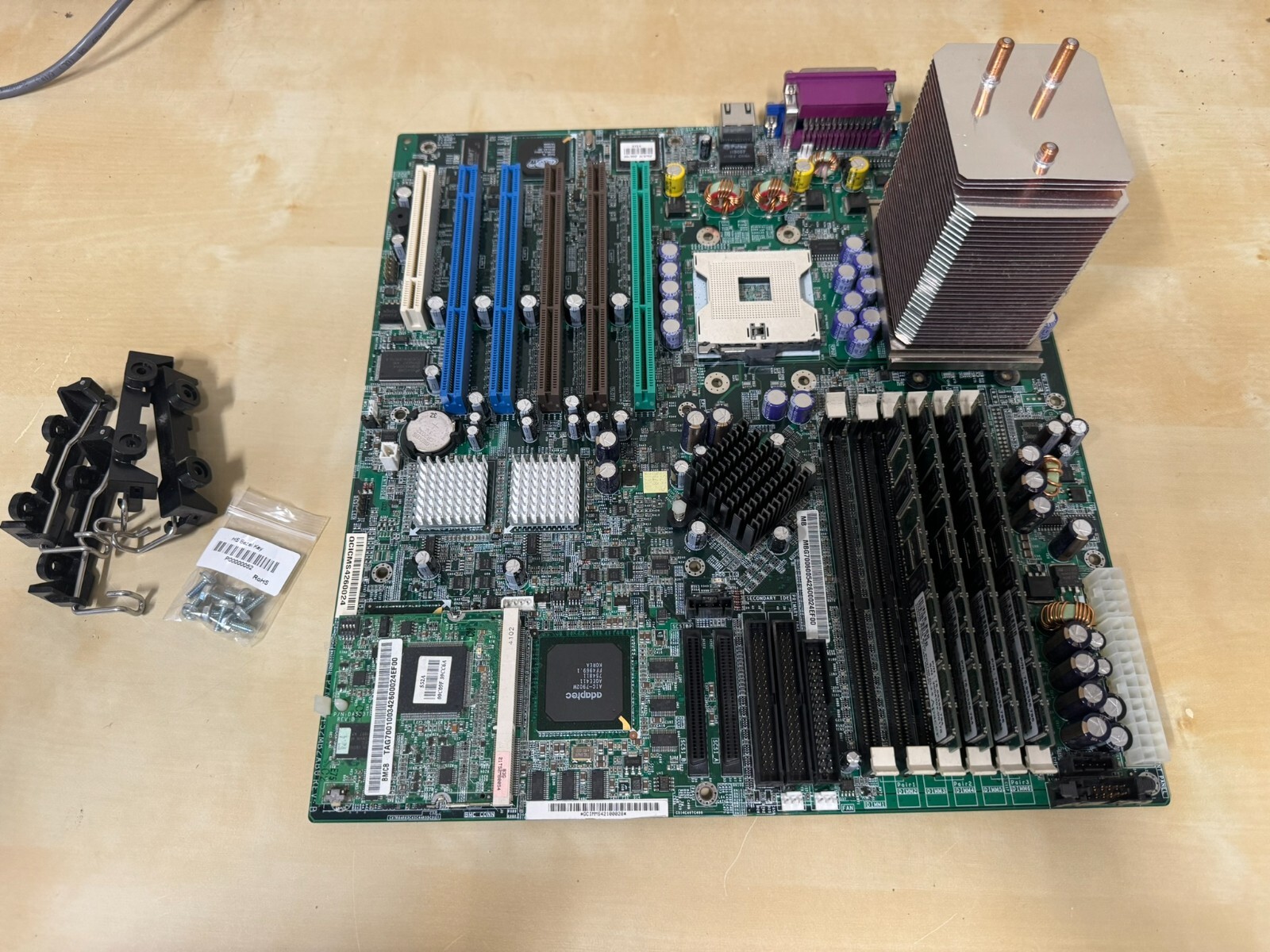 ** Motherboard From Acer Altos G700 Server 1.5GB RAM 2.4 GHz Intel Xeon