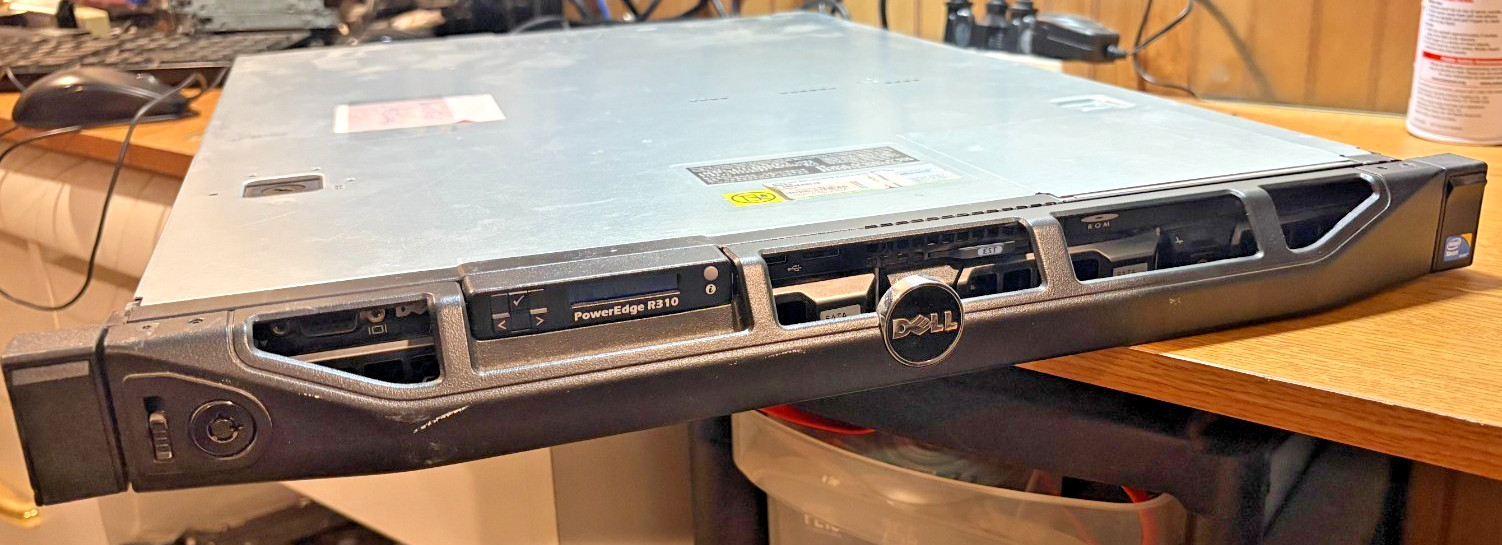 Dell PowerEdge R310 Server Xeon x3460 2.8ghz Quad Core / 8gb RAM 4x 500GB HD