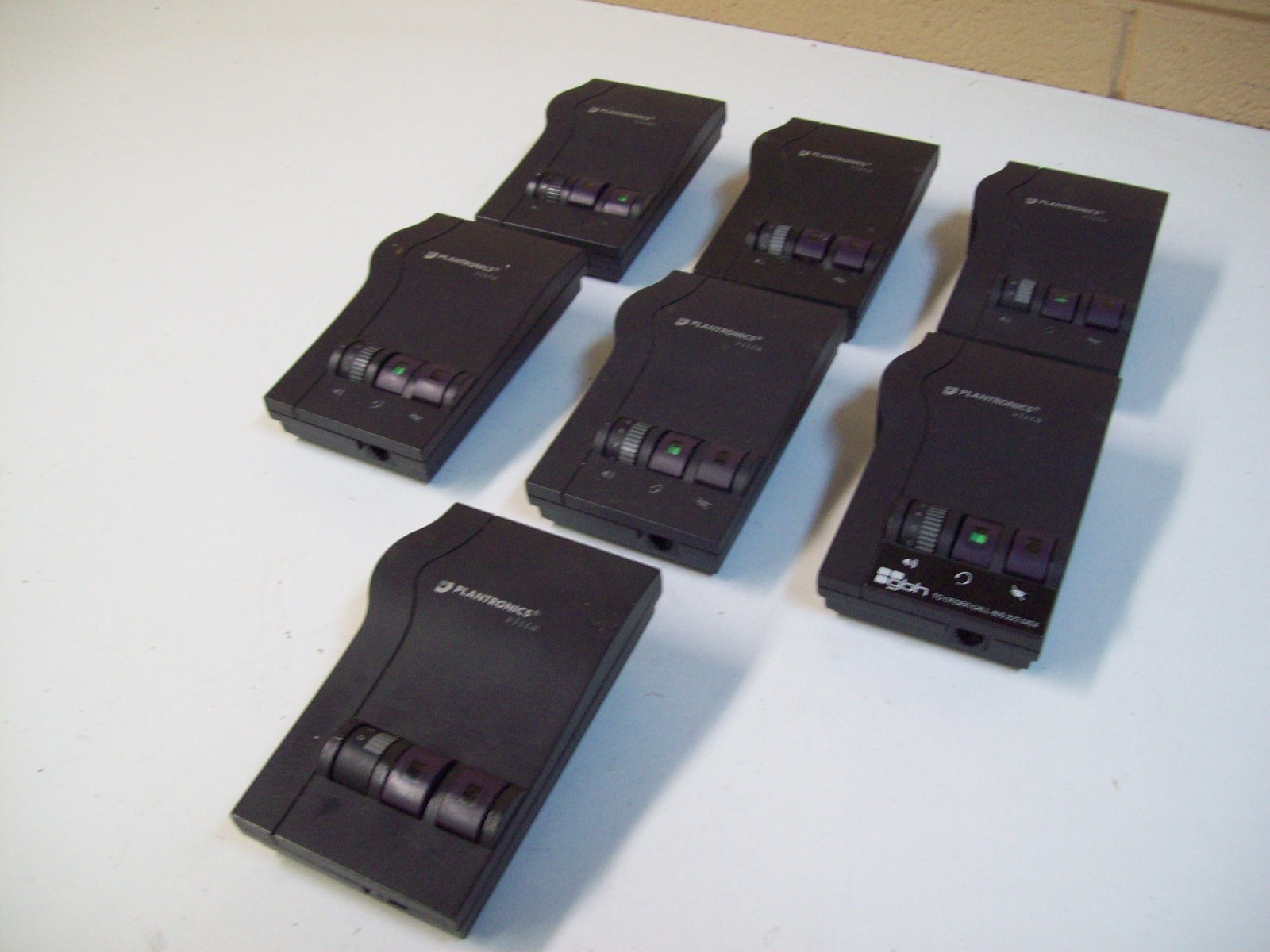 PLANTRONICS T12 HEADSET AMPLIFIER BASES - LOT OF 7 - USED - 