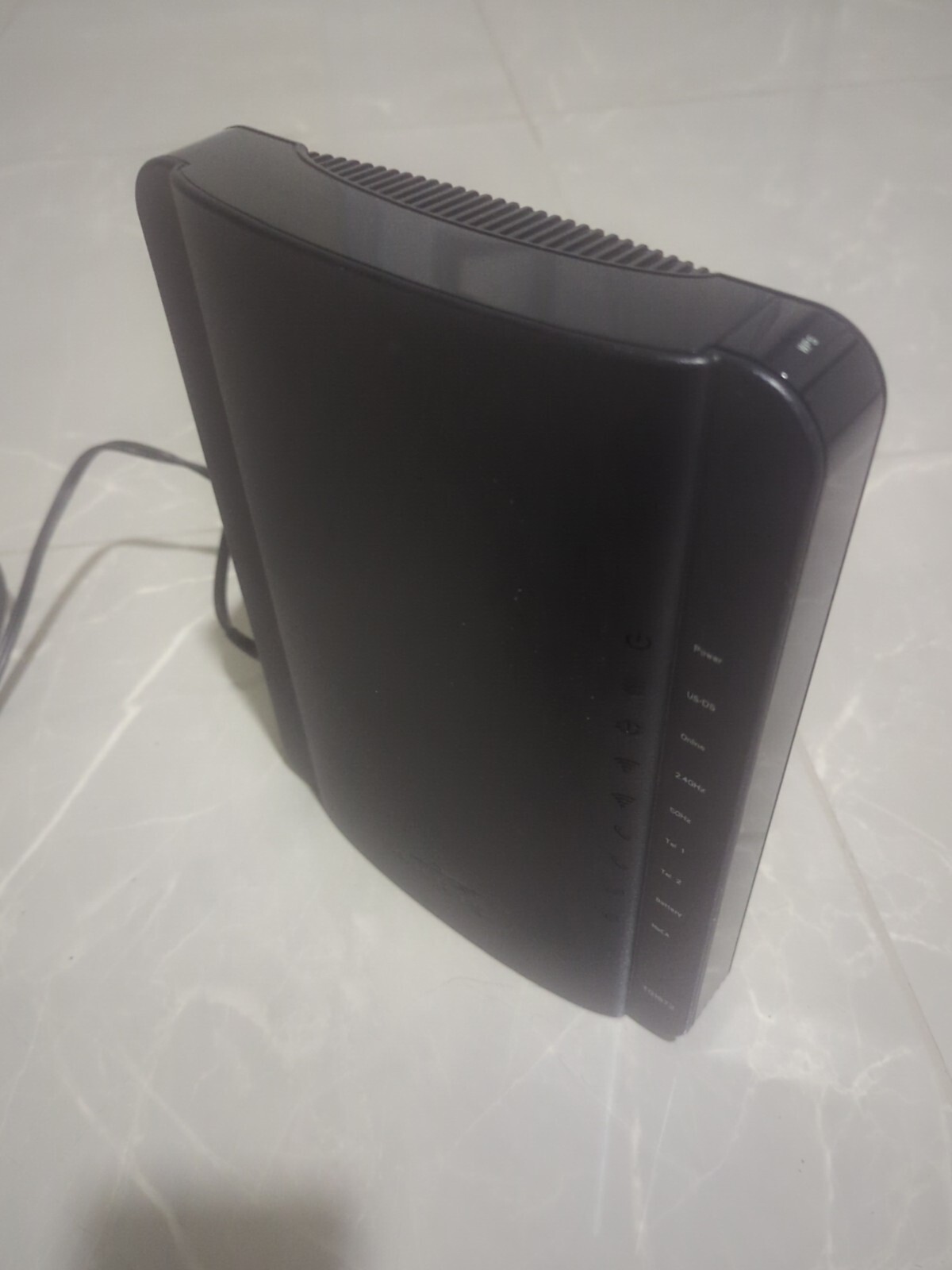 Arris TG1672G Touchstone Telephony Gateway WIFI (2.5GHz - 5.0GHz) 4 Port Modem 