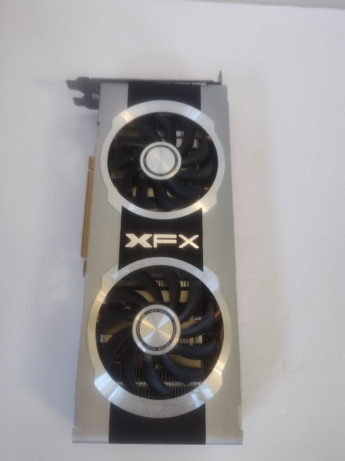 XFX Ghost R7800 860M 2GB DDR5 not tested for parts pulled from working system