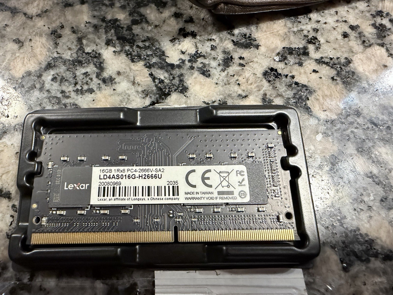Lexar Laptop Preowned 16GB PC4-2666V-SA2 -H2666U 2035 Lenovo Original RAM