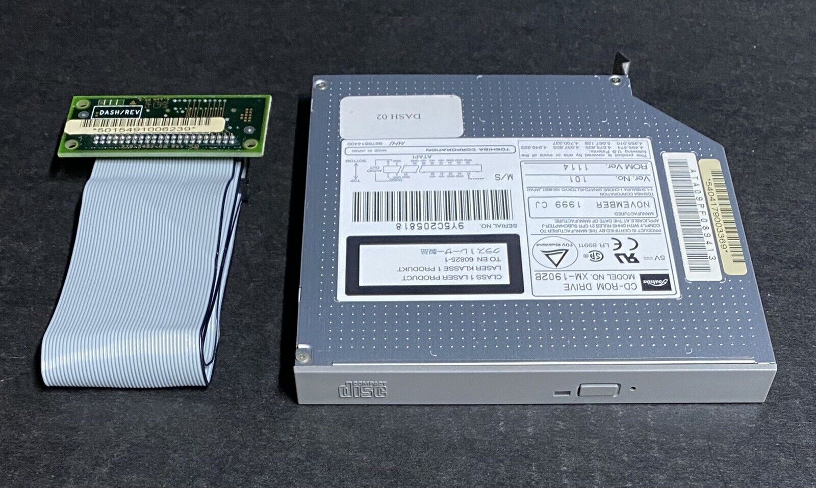 Sun X6971A 540-4179 Netra T1 / 105 /100 24X Slimline CD-ROM KIT w/cable