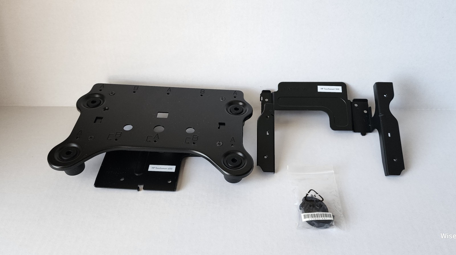 HP TouchSmart 300 600 Monitor Wall Mount Bracket Kit OEM 537435-001