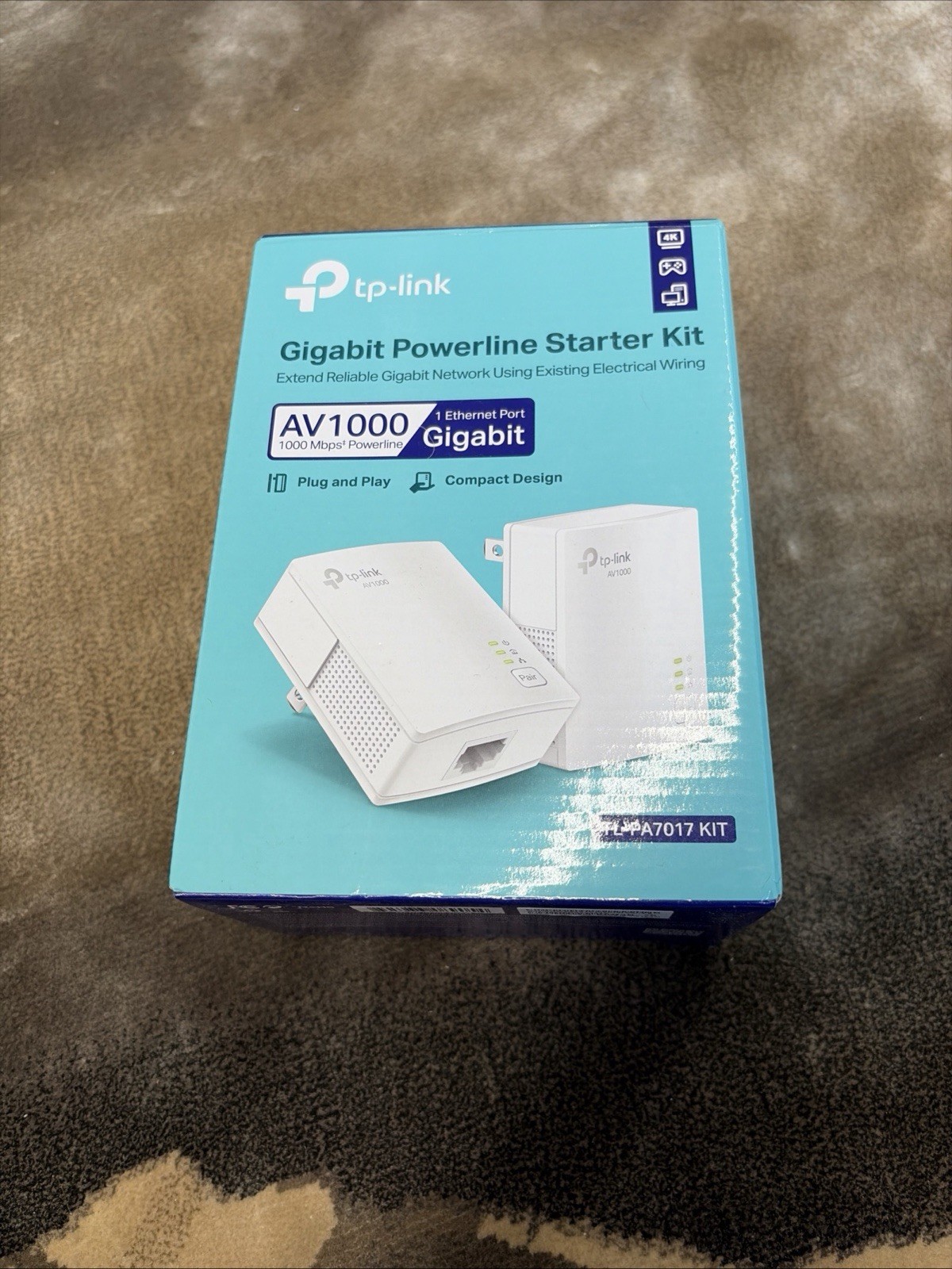 TP-Link AV1000 Gigabit Powerline Starter Kit (TL-PA7017 KIT)