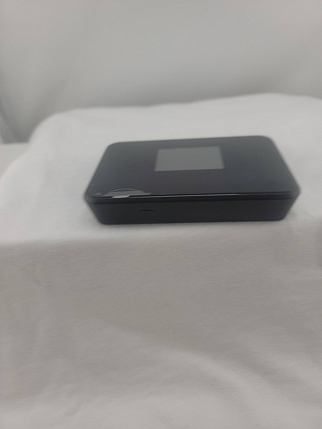 Netgear Turbo Mobile Hotspot 2 Black Cricket Internet Locked