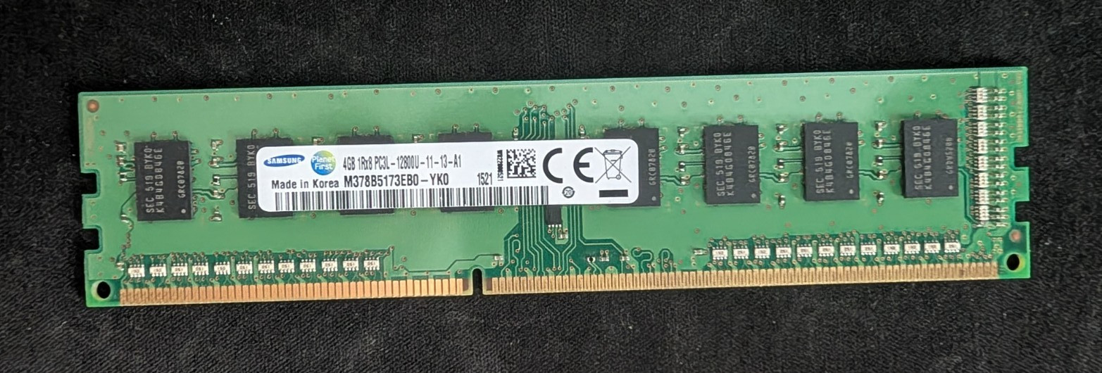 Samsung 4GB 1Rx8 PC3L-12800U - 11-13-A1 (M378B5173EB0-YK0) Memory