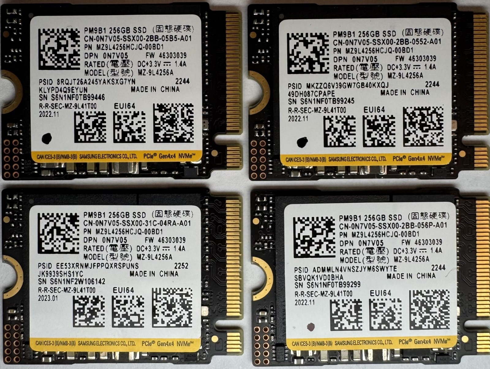Lot of 4 Samsung PM9B1 256GB M.2 NVMe SSD MZ9L4256HCJQ MZ-9L4256A