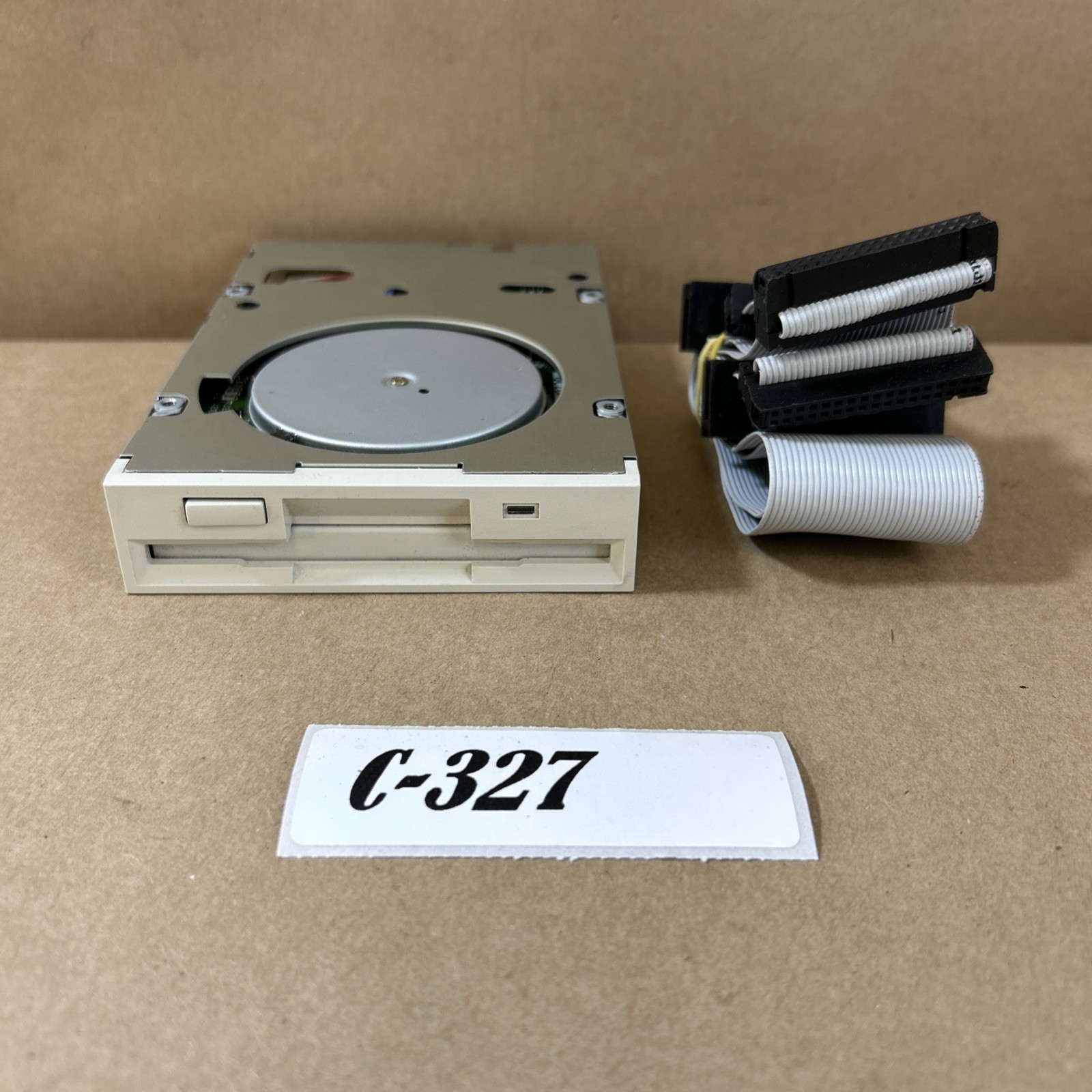 Mitsumi Newtronics D359T6 3.5" 1.44MB Floppy Disk Drive Tested w/ Ribbon Cable