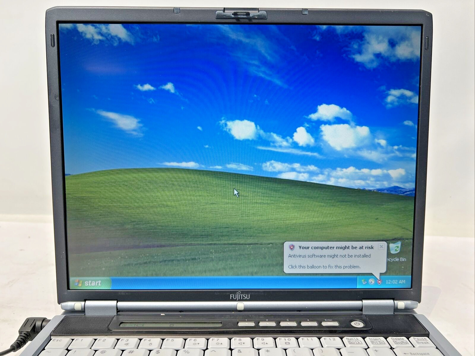 Fujitsu Lifebook S Series Intel Pentium M 1.5MHz, 512MB, 10GB HDD, XP SP2 Laptop