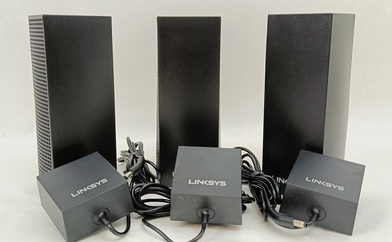Linksys Velop AC2200 Tri-Band Mesh Wi-Fi 5 System (3 Pack) WHW0303B Black - U