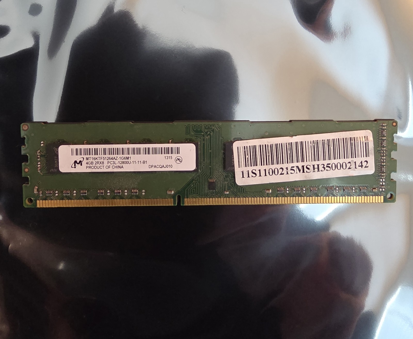 Micron 4GB DIMM 1600 MHz PC3-12800 DDR3 SDRAM Memory (MT16JTF51264AZ-1G6M1)