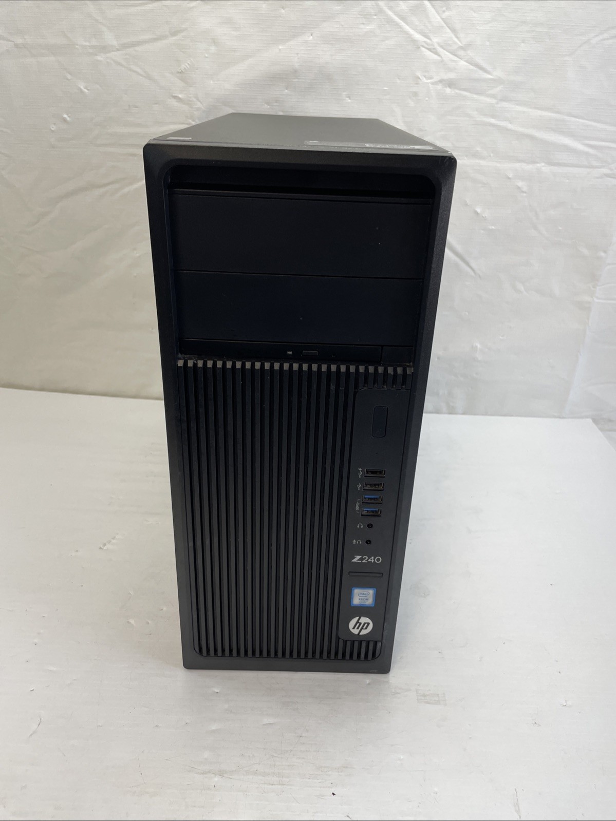 HP Z240 Workstation INTEL Xeon E3-1240 16 GB Ram 1 TB HDD P2000 WINDOWS 11