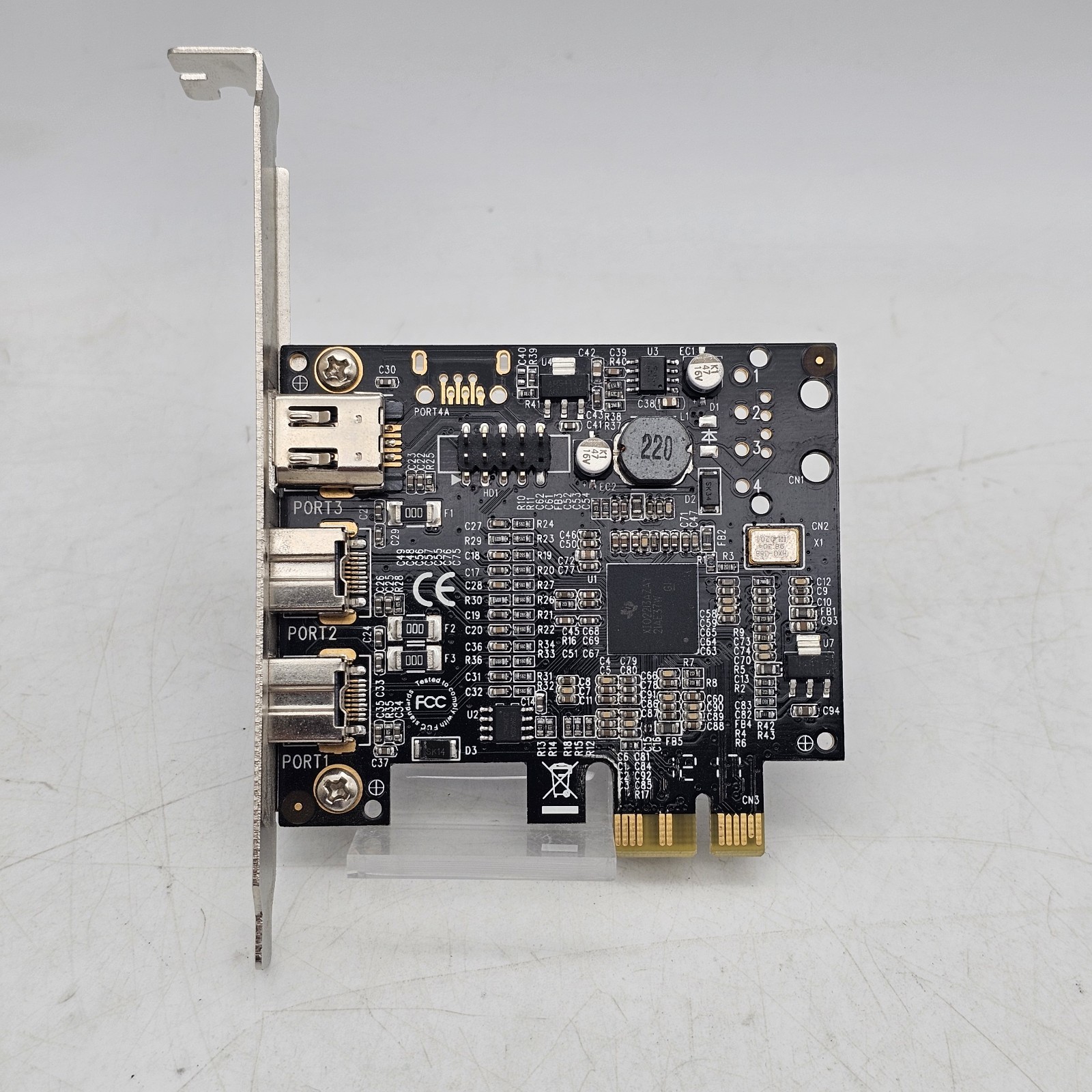 SYBA SD-PEX30009 / 2-Port FireWire 800 1-Port FireWire 400 PCIe x1 Card