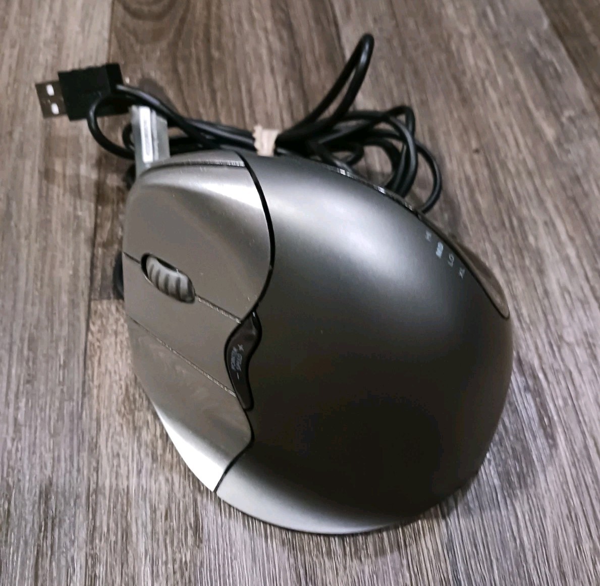 Evoluent VM4L Vertical Mouse 4 Left in Gray/Silver