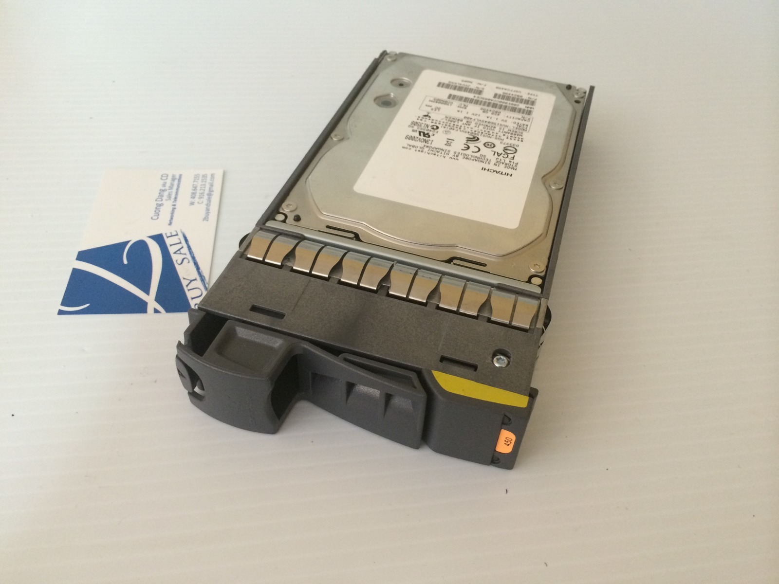 NetApp Hitachi HUS156045VLF400 450GB 15K 0B24498 FC HDD W/ TRAY 333-00231