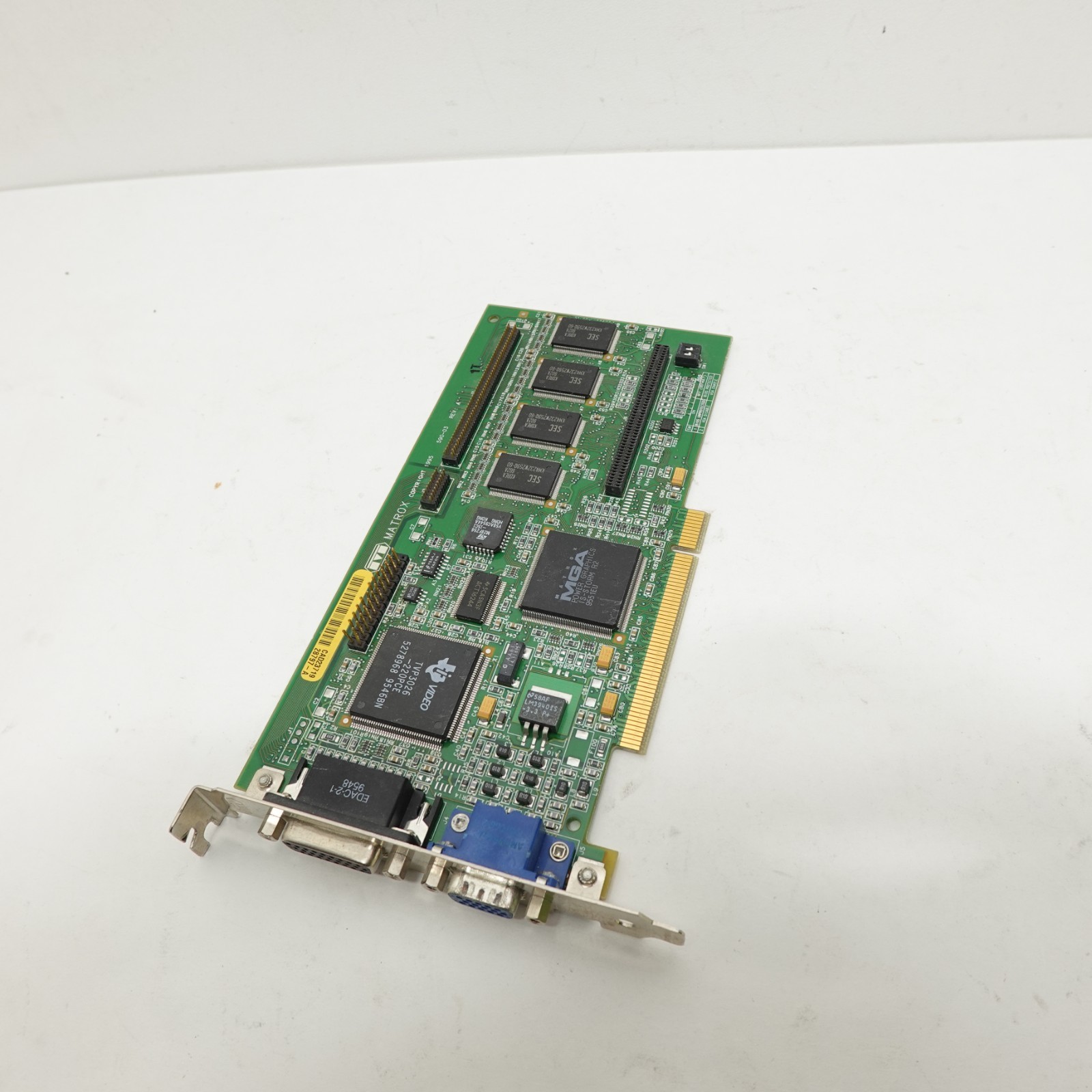 Matrox Millennium 4MB WRAM PCI Vintage Graphics Card MGA-MIL/4N 79075010112 