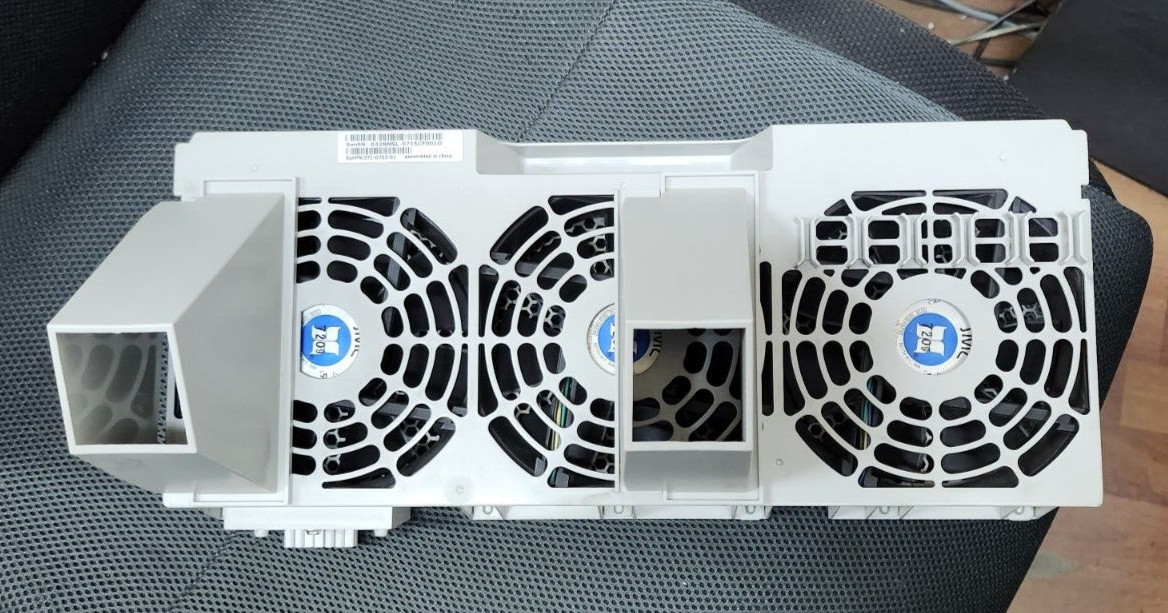 SUN 371-0703-01 Ultra U25 U40 U45 3X fan workstation system chassis fan