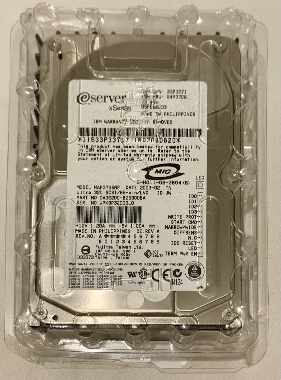 IBM eServer xSeries 33P3371 24P3706 CA06200-B29900BA 10K U320 DCSI 68-PIN HDD