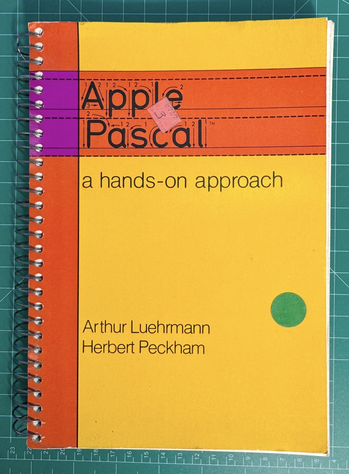 Apple Pascal A Hands-On Approach Apple II 1981 Luehrmann Peckham Spiral Bound
