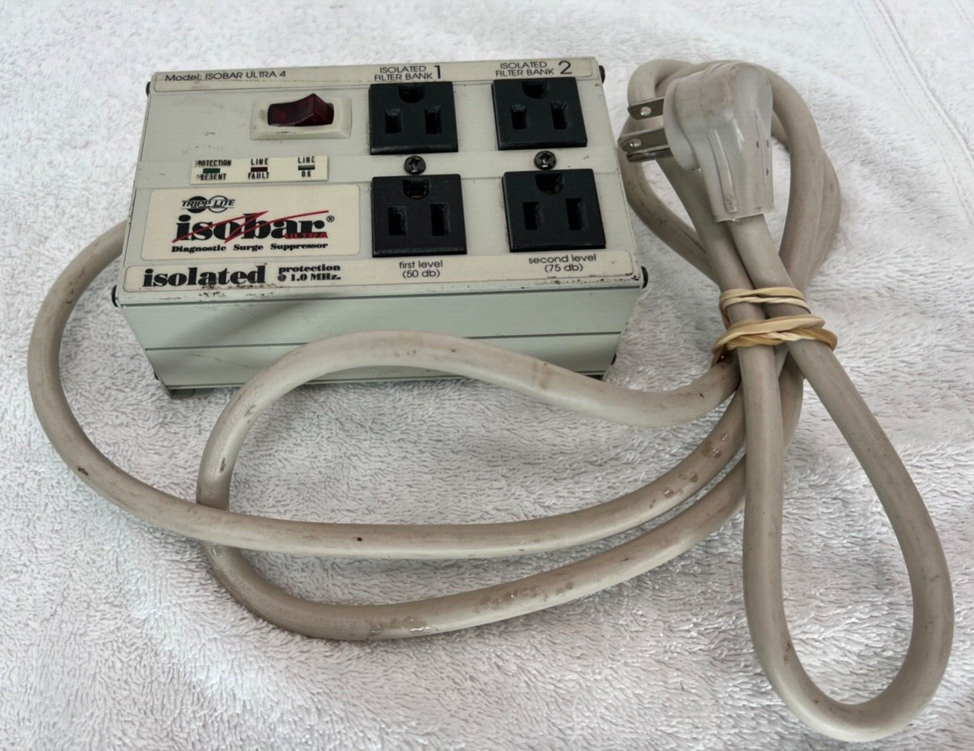Isobar Ultra 4 Outlet Diagnostic Surge Suppressor Protector