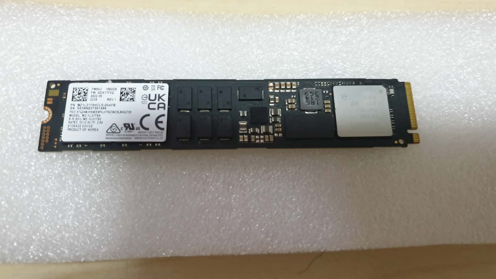 Samsung PM9A3 1.88TB Rev1 M.2 NVMe 22110 PCIe 4.0x4 MZ1L21T9HCLS-00AFB Healt88%