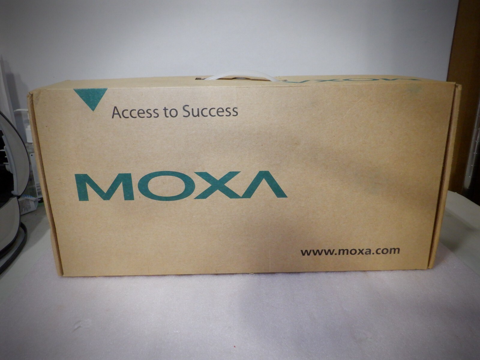 MOXA UPORT 1650-16/US V1.1