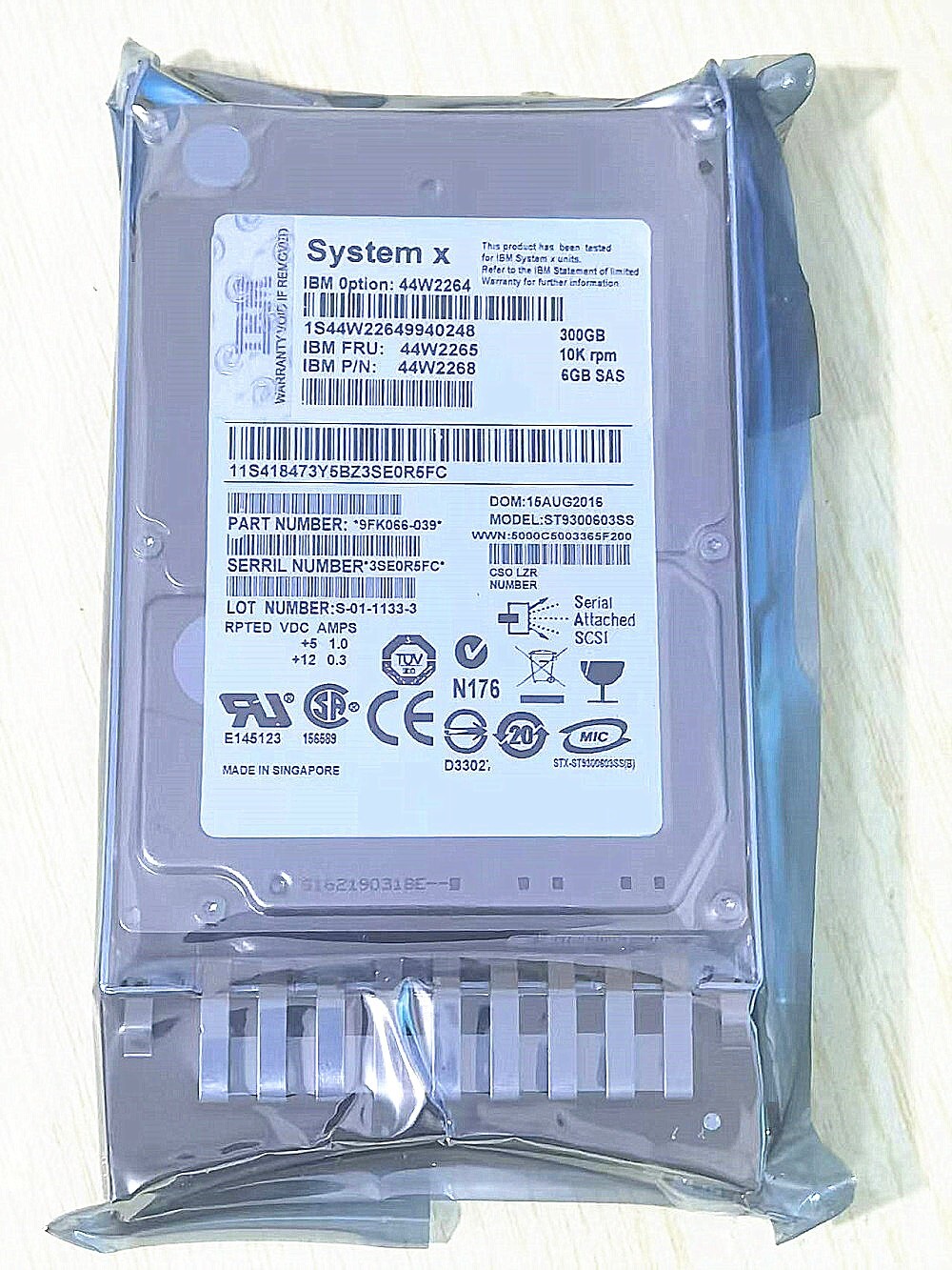 New IBM 44W2264 44W2265 44W2268 300GB 10K SAS 2.5'' 6Gbs Hard Drive HDD