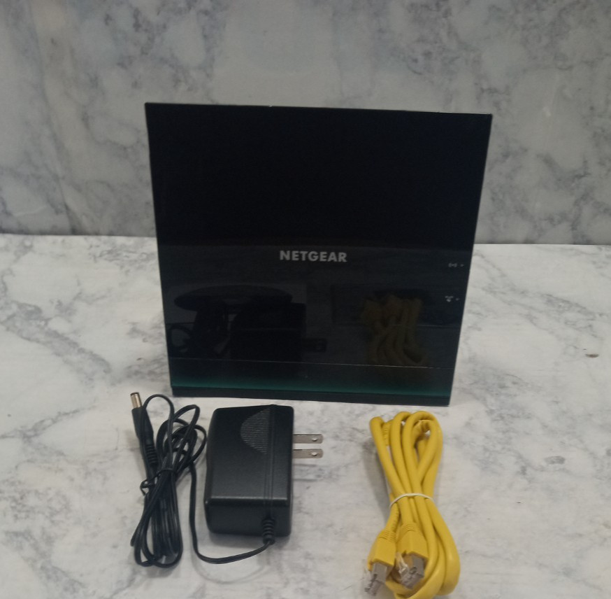 Netgear R6100 4-Port Dualband Gig Smart Wireless AC1200 Router W/ Cord 