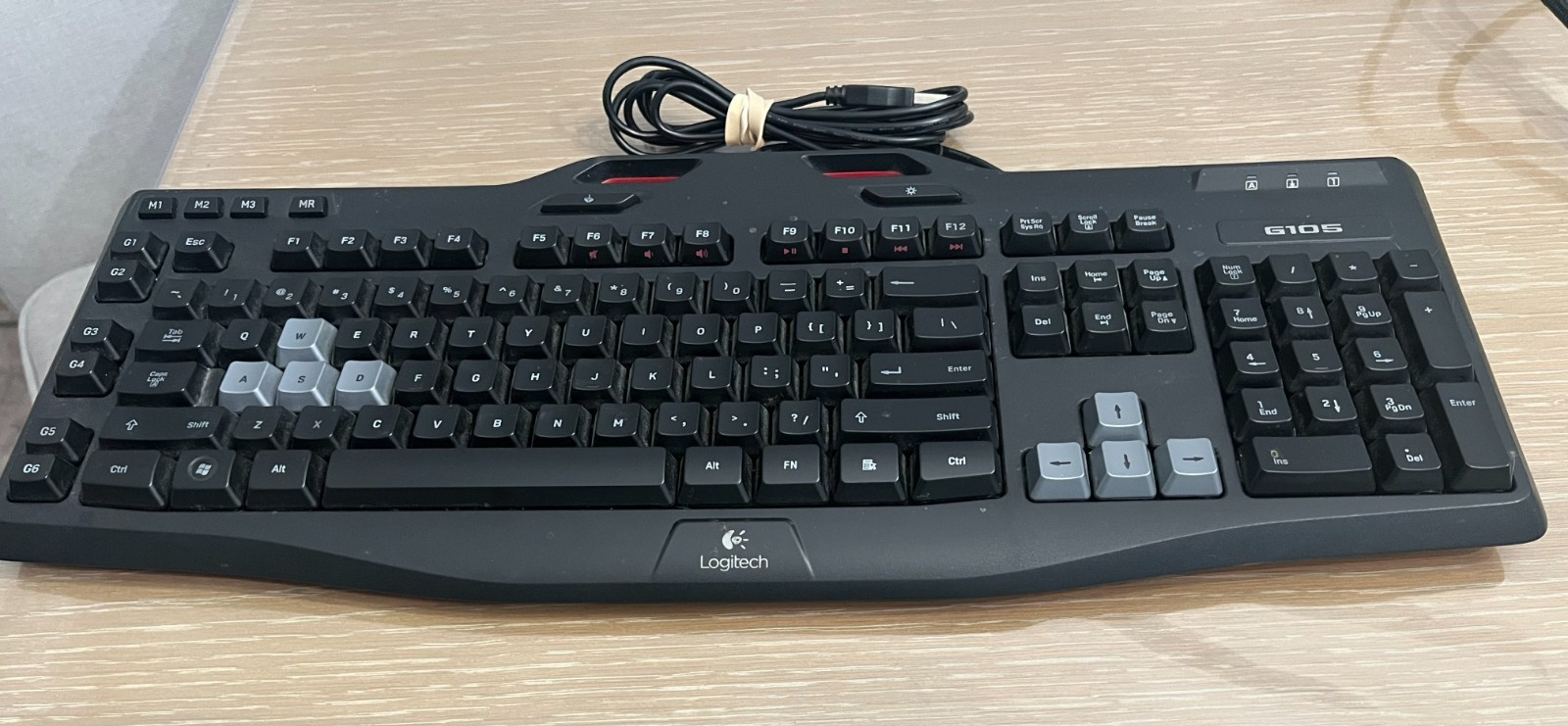 Logitech G105 Gaming Wired USB Keyboard Y-U0013 - Black / Red - TESTED & WORKING