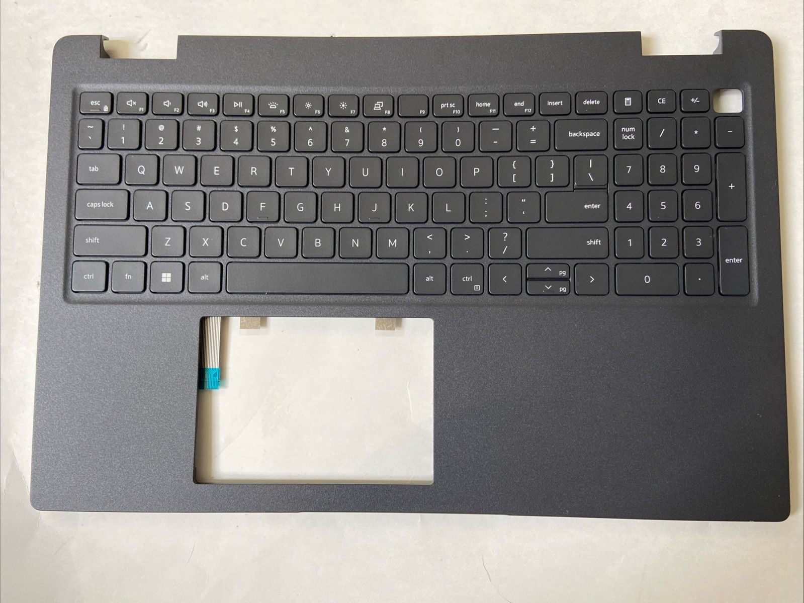 New Eng Dell Latitude 3520 E3520 Palmrest Bcl KBD 0DJP76 DJP76  B19,48
